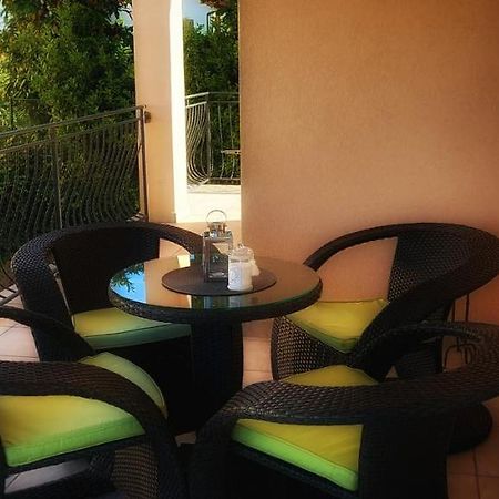 Apartmani Tomislav Krk Town Buitenkant foto